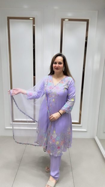 HEAVY DESIGNER KURTI SET ON SOFT LAVENDER SHADE IN PURE DOLA SILK