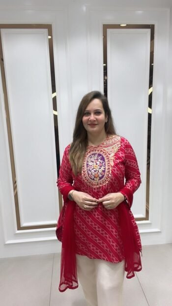 Beautiful Vibrant Red Tunic With Off-White Trouser & Dupatta On Pure Dola Silk