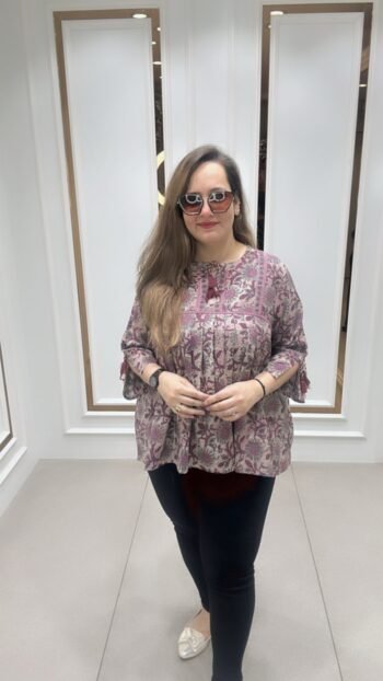 Beautiful Floral Top In Shade Of Mauve And Cream On Cotton