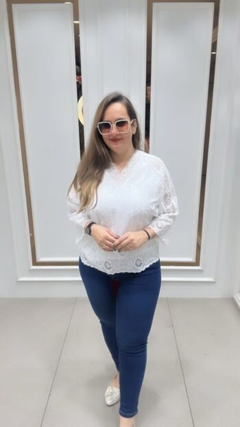 Elegant Blouse In Both Black Nd White Shades On Imported Fabric