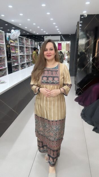 Beautiful 2-Piece Set On Pure Mal Silk