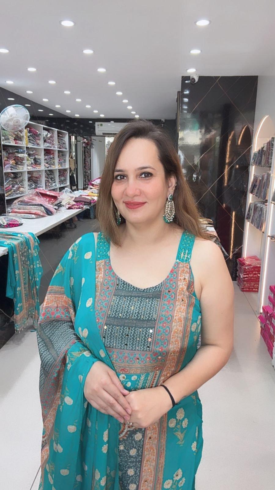 1000404269 1000404269 Richa's Fashion