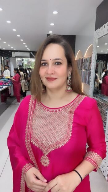 Elegant Embroidered Mal Silk Suit Set