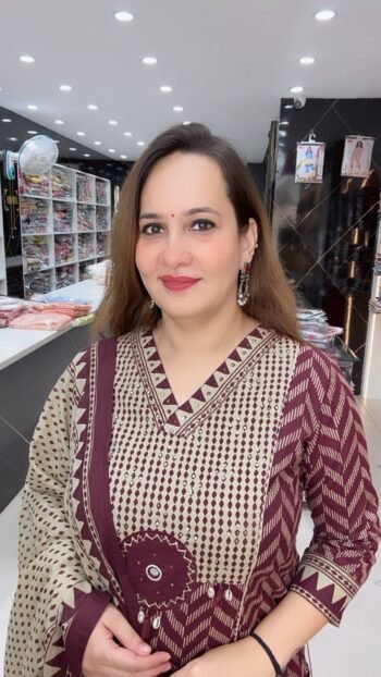Maroon Chevron Kurta Set with Printed Border Dupatta - Richa's Fashion
