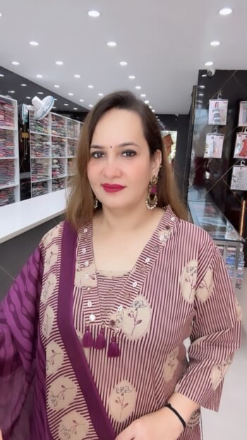 Elegant Mauve Floral Straight with Contrast Dupatta Kurta Set For Women - Richa's Fashion