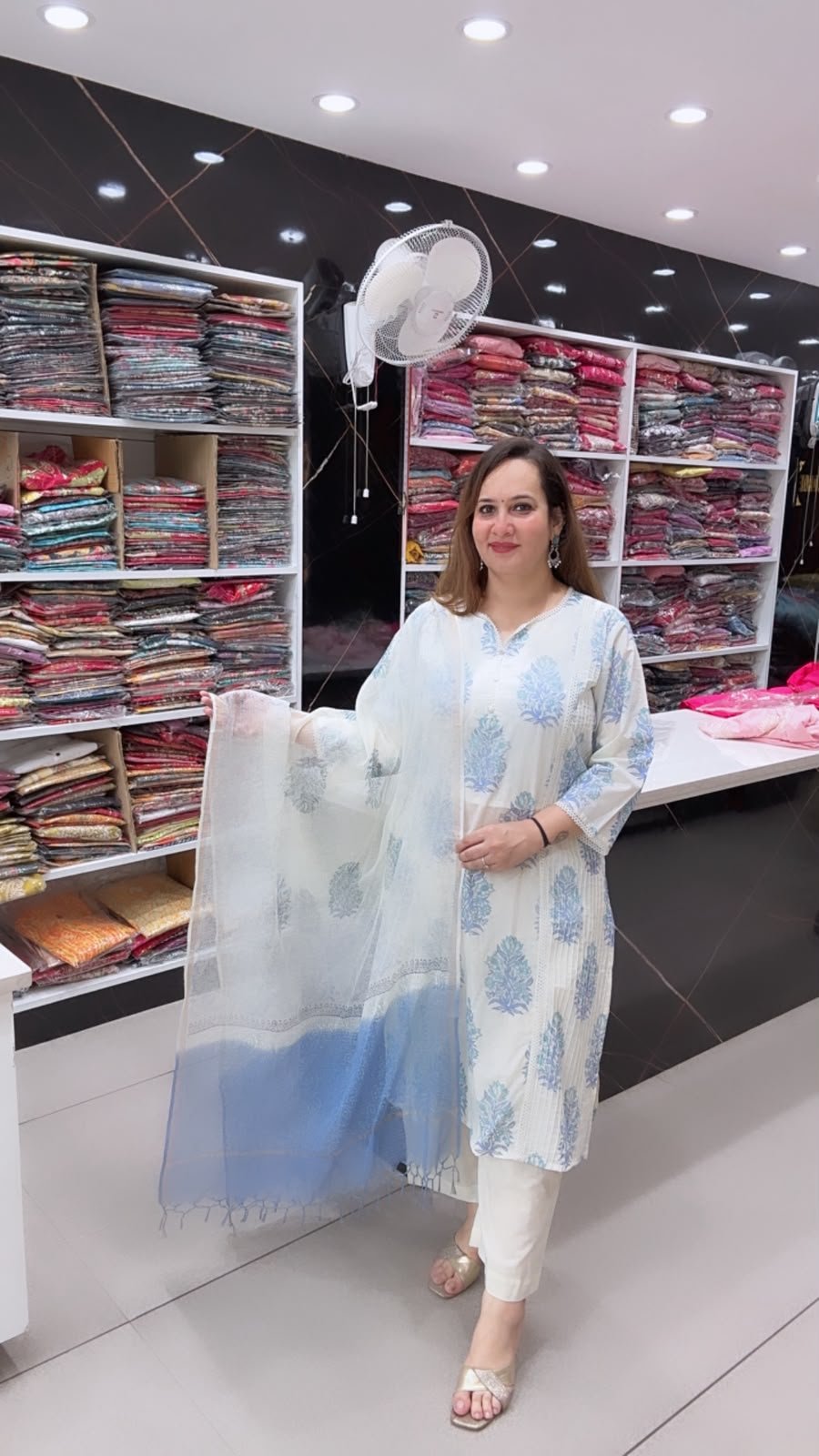Floral Printed Straight Kurta Set with Salwar & Dupatta For Women - Richa's Fashion Floral Printed Straight Kurta Set with Salwar & Dupatta For Women - Richa's Fashion