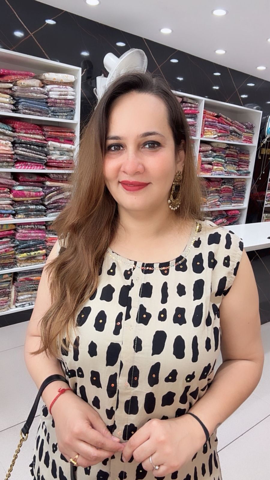 Elegant Black & White Abstract Print Sleeveless Top with Wide-Leg Pants â Trendy Western Co-Ord Set for Women - Richa's Fashion Elegant Black & White Abstract Print Sleeveless Top with Wide-Leg Pants â Trendy Western Co-Ord Set for Women - Richa's Fashion