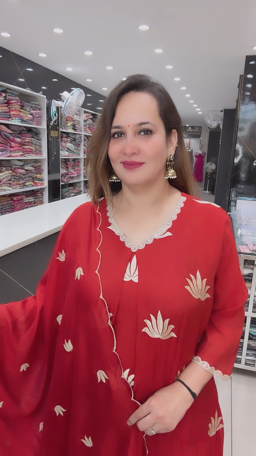 Floral Embroidered Straight Kurta Pant Set With Matching Dupatta - Richa's Fashion Floral Embroidered Straight Kurta Pant Set With Matching Dupatta - Richa's Fashion